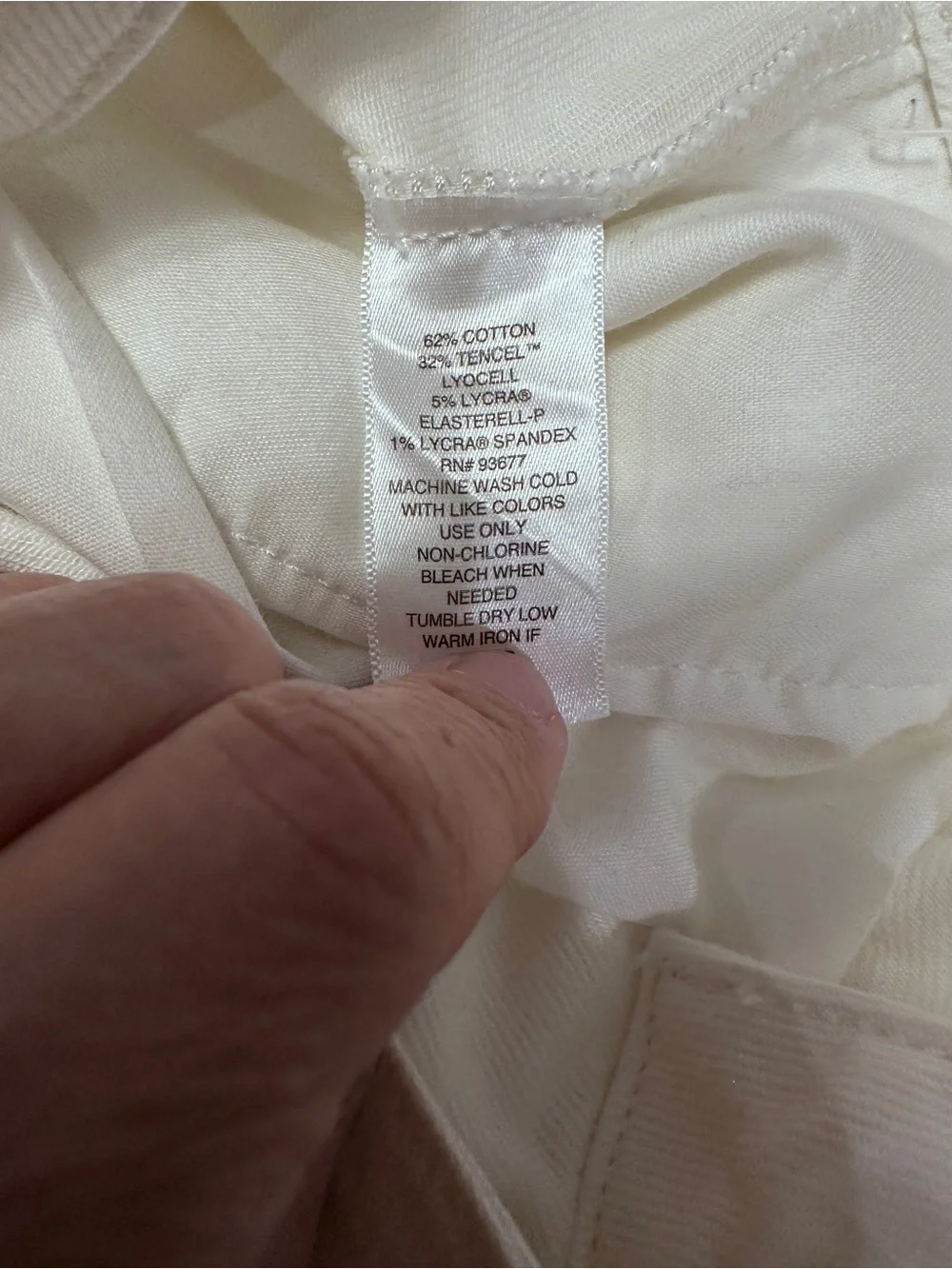 NWOT Liz Claiborne 4/6 white Jean skirt - price firm